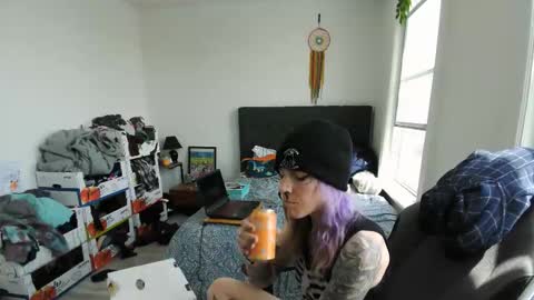 lunaraccoona online show from 05/22/26, 05:40