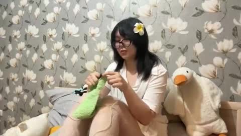 Snapshot of lunaraus chatting on 10/08/25, 08:06 Yuna online show from 10/08/25, 08:06