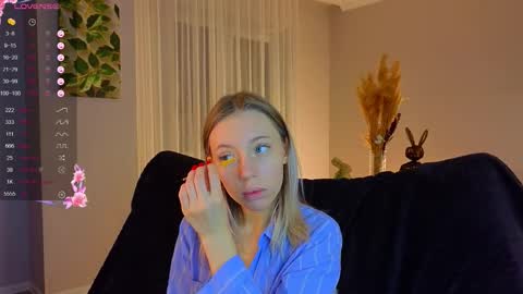 Kelly online show from 11/22/25, 02:38