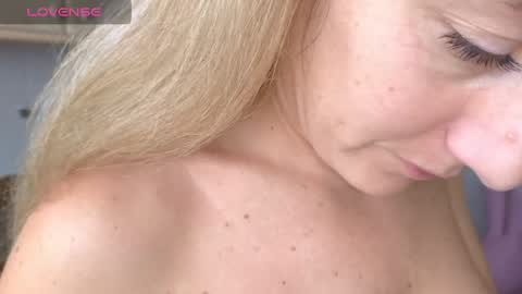  Luna online show from 04/17/26, 01:14