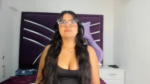 lunascarleht online show from 02/17/26, 01:51