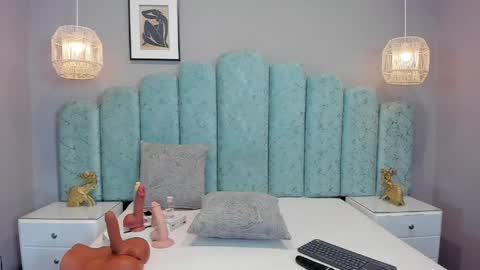Snapshot of lunasoft_ chatting on 04/21/26, 11:27 Luna online show from 04/21/26, 11:27