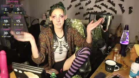 ..LunaSparkles. online show from 05/25/26, 05:13