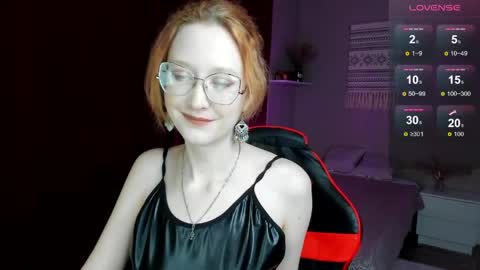 Snapshot of lunaterry chatting on 05/26/26, 07:59 lunaterry online show from 05/26/26, 07:59
