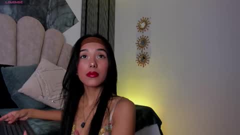 Luna   online show from 03/23/26, 11:03