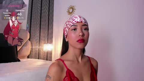 Luna   online show from 04/04/26, 10:35