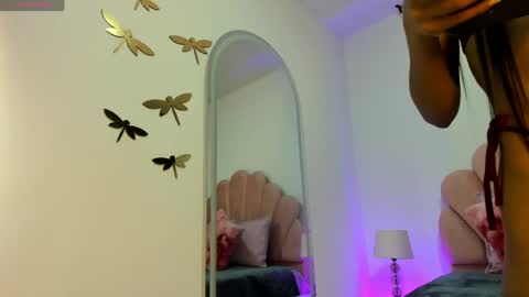 Luna   online show from 05/01/26, 10:53