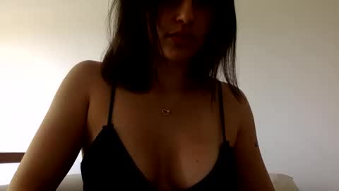 Luna Velvett online show from 11/01/25, 01:46