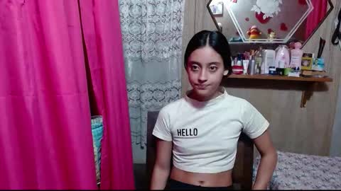 Luna online show from 02/15/26, 09:44