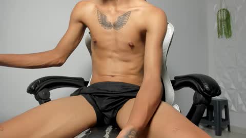 lunay_bigcock420 online show from 02/12/26, 08:53