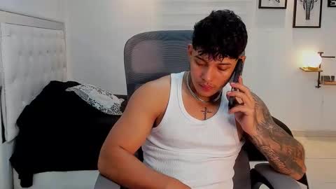 Lunay online show from 01/15/26, 01:32