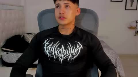 Lunay online show from 02/21/26, 10:55