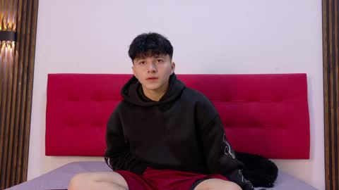 lunaydream online show from 05/06/26, 11:15