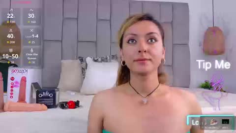 lunitadiva online show from 09/19/25, 02:07