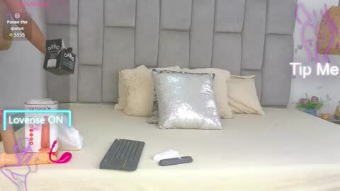 lunitadiva online show from 11/01/25, 01:24