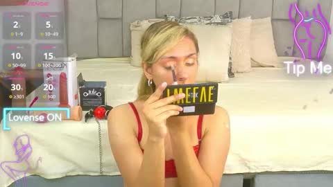 lunitadiva online show from 11/06/25, 02:40