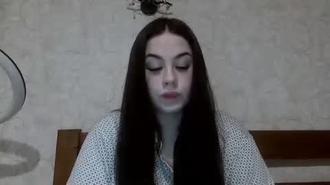 Snapshot of lunivar_ chatting on 02/28/26, 08:21 Kate online show from 02/28/26, 08:21