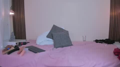 lunna_boobs20 online show from 07/07/26, 07:23