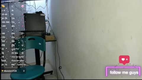 lunna_noir online show from 02/18/26, 02:02