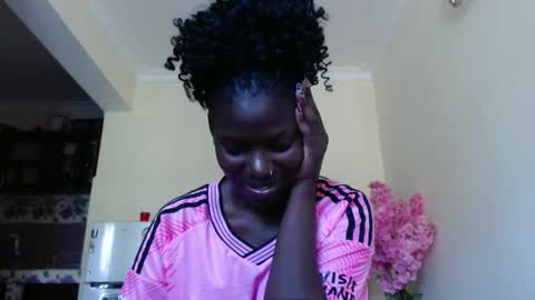 luo_queen online show from 03/02/26, 09:38