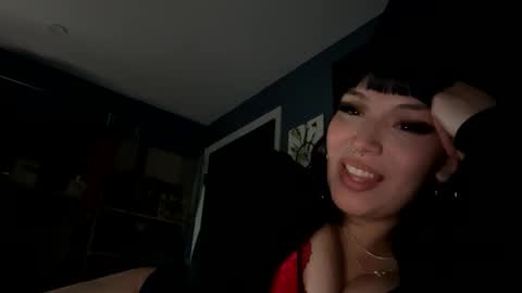 Snapshot of lupitaissick chatting on 02/27/25, 04:20 Lupita online show from 02/27/25, 04:20