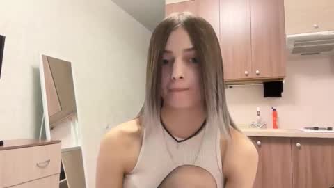 May online show from 11/04/25, 07:18