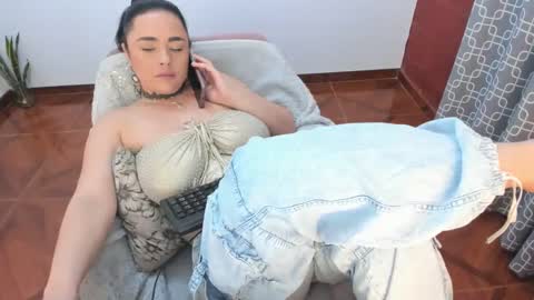 Snapshot of luscious86 chatting on 02/01/25, 09:08 PAULINA online show from 02/01/25, 09:08