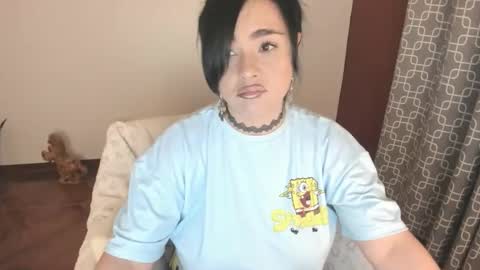 Snapshot of luscious86 chatting on 10/24/25, 09:33 PAULINA online show from 10/24/25, 09:33