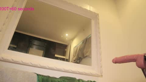 Snapshot of lusciouslipsxx chatting on 10/13/25, 06:02 lusciouslipsxx online show from 10/13/25, 06:02