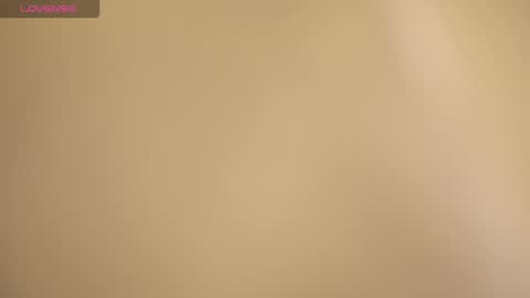 Snapshot of lusciouslipsxx chatting on 10/16/25, 06:03 lusciouslipsxx online show from 10/16/25, 06:03