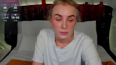 your sweet Liana online show from 10/25/25, 08:14