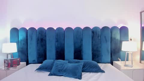 Lushian And Luna online show from 02/05/26, 05:39