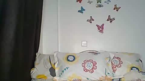 Snapshot of lushlola254 chatting on 10/15/25, 07:19 lushlola254 online show from 10/15/25, 07:19