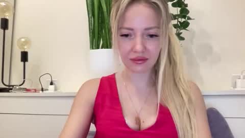 lusiluv online show from 02/03/26, 07:41