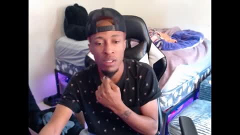 LUST online show from 09/19/25, 06:41