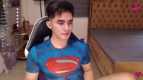 Snapshot of lustdesirex19 chatting on 02/16/25, 05:04 David online show from 02/16/25, 05:04