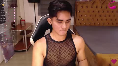 Snapshot of lustdesirex19 chatting on 02/25/25, 04:57 David online show from 02/25/25, 04:57