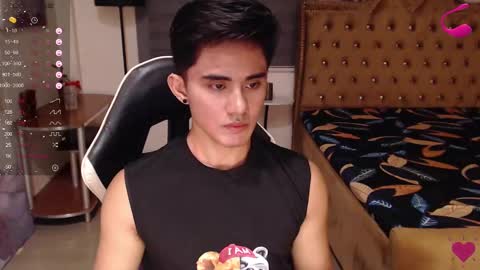 Snapshot of lustdesirex19 chatting on 03/01/25, 01:40 David online show from 03/01/25, 01:40