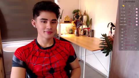 Snapshot of lustdesirex19 chatting on 12/02/25, 06:52 David online show from 12/02/25, 06:52