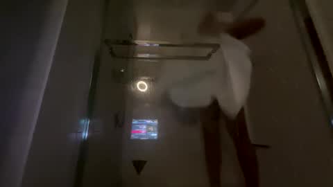 Snapshot of lustful_goat chatting on 10/10/25, 02:43 lustful_goat online show from 10/10/25, 02:43