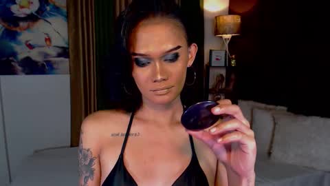 Snapshot of lustfulltrans chatting on 01/30/25, 07:59 AdriannaFowks online show from 01/30/25, 07:59