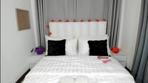 Snapshot of lustfulmonica69 chatting on 10/18/25, 12:35 My nickname is Lust online show from 10/18/25, 12:35