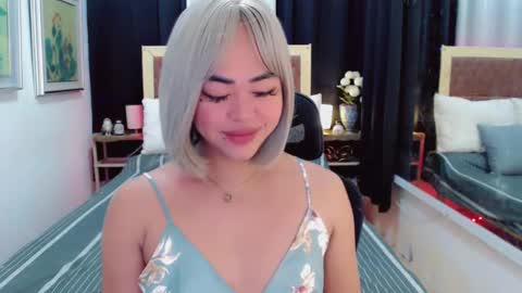 Snapshot of lustfuloffendertrina chatting on 01/31/25, 01:33 Trina online show from 01/31/25, 01:33