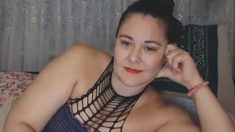 Snapshot of lustifulm chatting on 09/22/25, 10:45 lustifulm online show from 09/22/25, 10:45