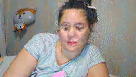 Snapshot of lustifulm chatting on 10/22/25, 01:06 lustifulm online show from 10/22/25, 01:06