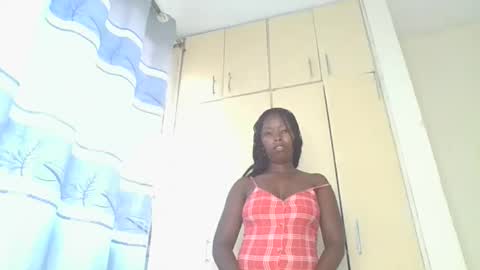 Snapshot of lustrousnerd chatting on 11/03/25, 03:52 Noreh online show from 11/03/25, 03:52