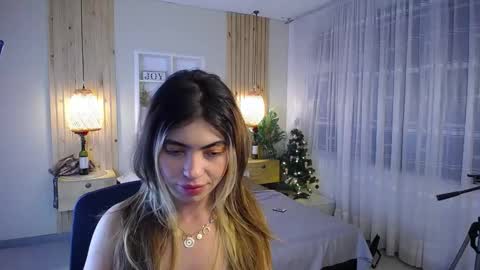 Snapshot of lustt_house chatting on 12/16/24, 03:30 lustt_house online show from 12/16/24, 03:30