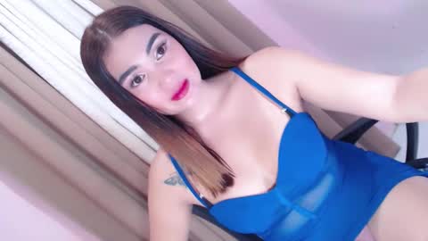 lustyseraphina online show from 11/23/25, 04:07