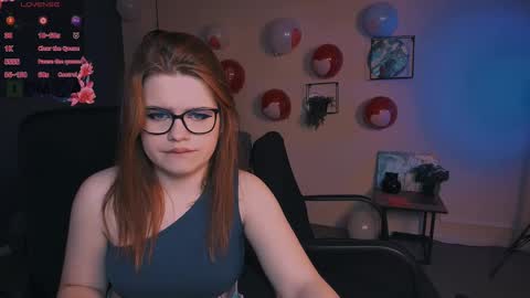 lusy_puff online show from 02/22/25, 12:29