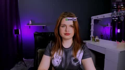 lusy_puff online show from 03/10/25, 10:04